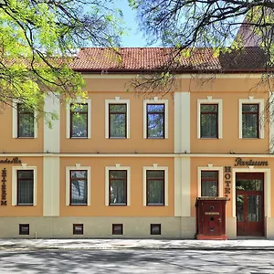 3* Отель Partium
